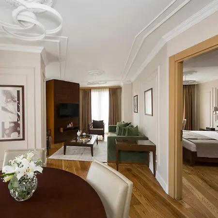 Continental Pera Hotel