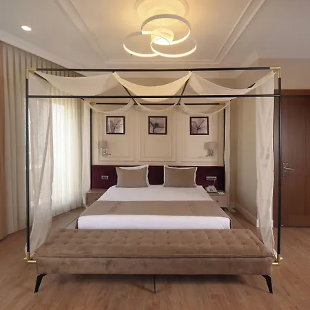 Continental Pera מלון 4*