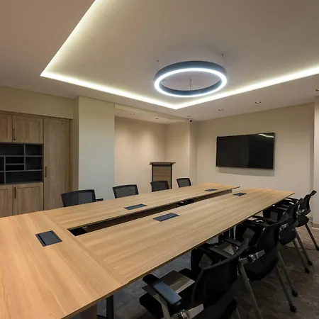 Continental Pera Hotel 4*