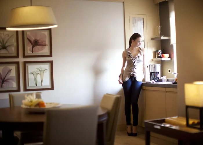 Continental Pera Hotel 4*