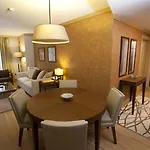Continental Pera 4*